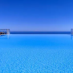Le Coq -splendide Vue -magnifique Piscine -parking Appartamento